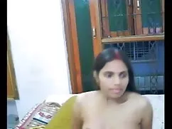 वर्जिन किशोर फुल सेक्सी मूवी वीडियो में विकृत आदमी BVR से गुदा हो जाता है