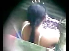 मालिश और सेक्सी फिल्म फुल एचडी में गुदगुदी