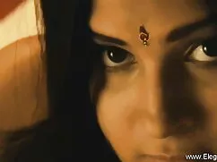 CHICAS LINDAS.ASIAN सेक्सी वीडियो मूवी फुल सैनिक