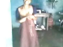 किशोर नितंब हिंदी फुल सेक्सी मूवी 12