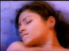 वह कौन हिंदी फुल सेक्सी मूवी है?