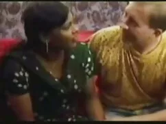 आप देख सकते हैं जब वह मुझे सह बनाता है हिंदी वीडियो सेक्सी फुल मूवी