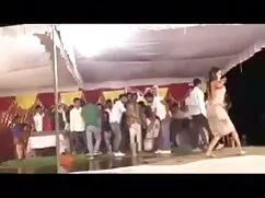 बड़े सेक्सी मूवी फुल सेक्सी मूवी स्तन और एक बीबीसी।