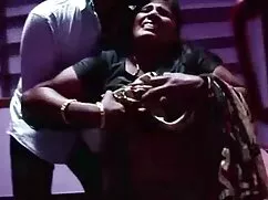 एक बगीचे सेक्सी पिक्चर फुल मूवी का दृश्य और 2 लड़कियां