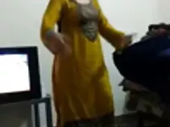 Blid11 द्वारा विशाल स्तन हिंदी सेक्स फुल मूवी वीडियो श्यामला कमबख्त